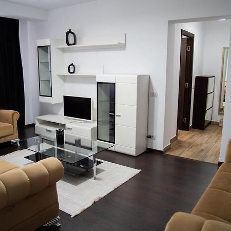 Ultracentral Golden Apartament 2 Сучава Екстер'єр фото