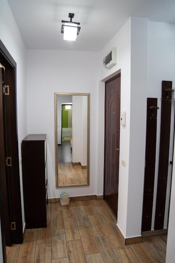 Ultracentral Golden Apartament 2 Сучава Екстер'єр фото
