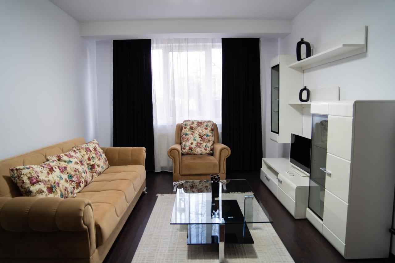 Ultracentral Golden Apartament 2 Сучава Екстер'єр фото