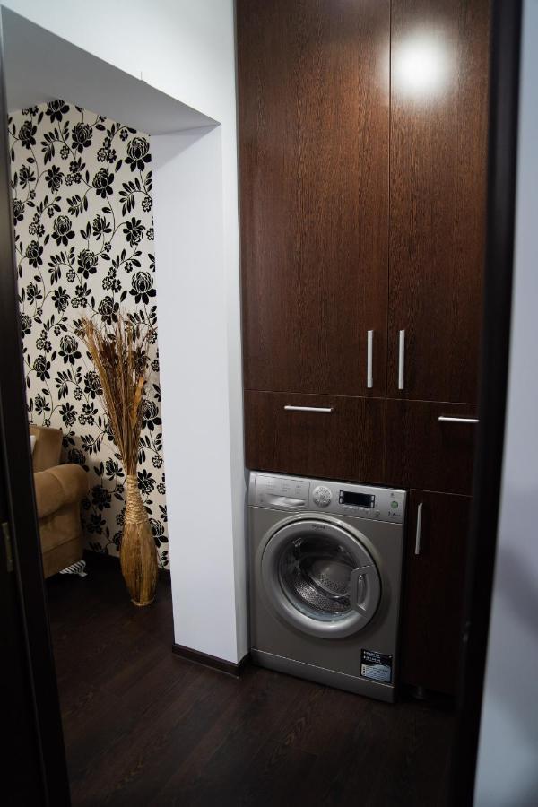 Ultracentral Golden Apartament 2 Сучава Екстер'єр фото