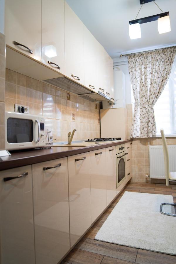 Ultracentral Golden Apartament 2 Сучава Екстер'єр фото